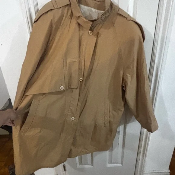Vintage oversized trench coat 80s looking for best offer - Picture 5 of 10